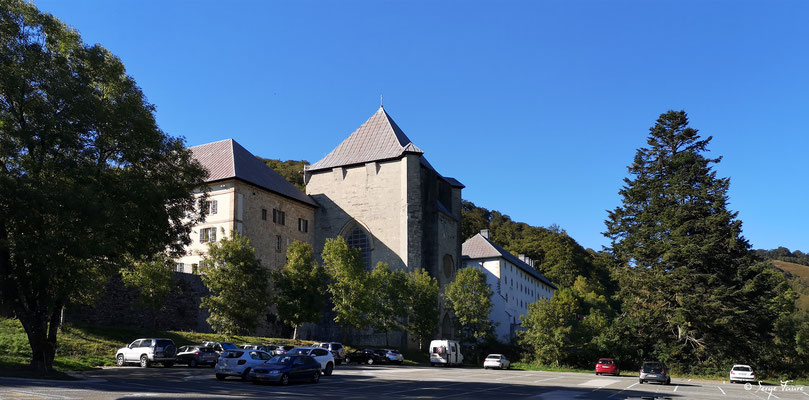 Monastère de Roncesvalles - Sur le chemin de Compostelle 