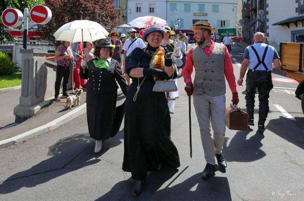 Défilé belle époque des 125 ans du Funiculaire - Le 14 juillet 2023 - Le Mont Dore - Massif du Sancy - Auvergne - France 