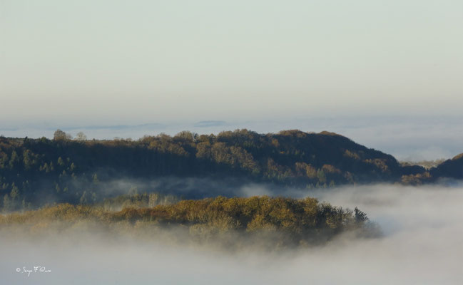 Mer de nuages dans le Massif du Sancy - Auvergne - France