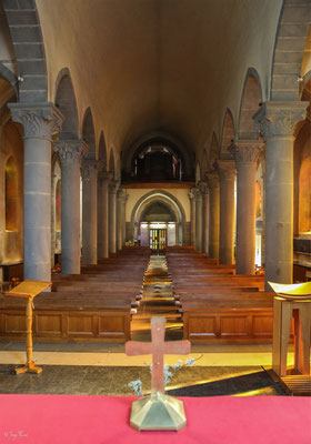 Intérieur de l'église St Pardoux - Le Mont-Dore - Massif du Sancy - Auvergne - France