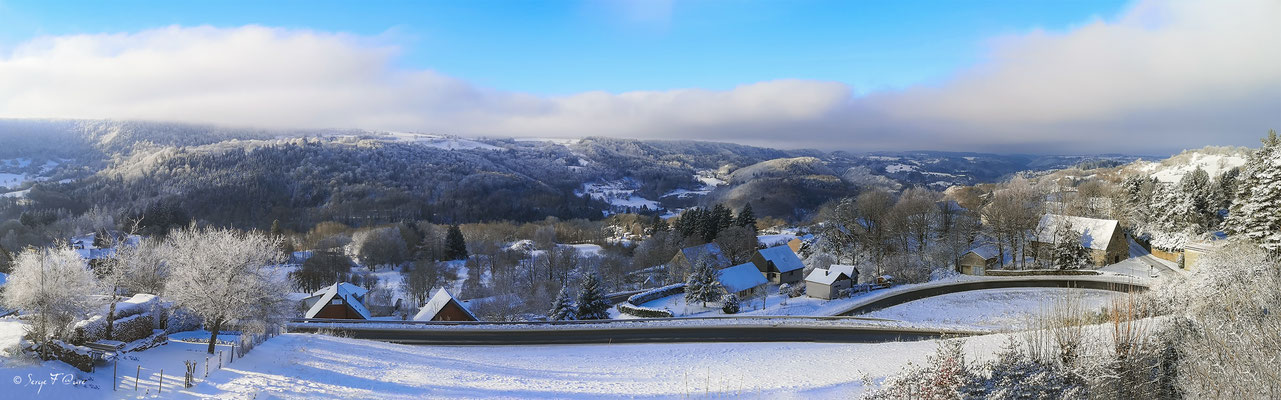 Neige sur Murat le Quaire - Massif du Sancy - Auvergne - France