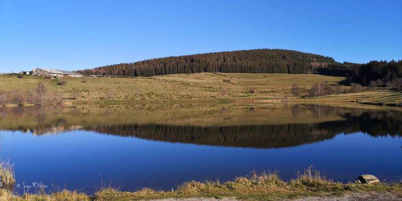 Lac de Murat le Quaire - Massif du Sancy - Auvergne - France