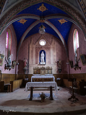 Chœur de l'église catholique à Saint-Antoine - France - Sur le chemin de Compostelle