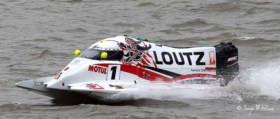 Vainqueur Classe 3 - Team Drakkar - Pilotes: P. Chiappe / P. Morin / A. Carel - 24 heures motonautiques de Rouen 2013 (50ème édition)