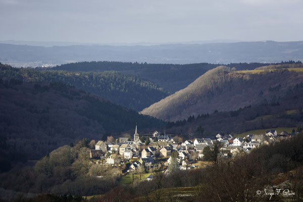 St Sauves d'Auvergne - Massif du Sancy - Auvergne - France