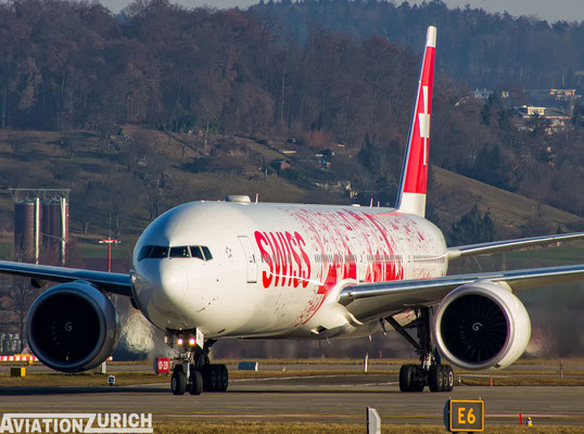 SWISS | Boeing 777-300ER | HB-JNA | Zurich