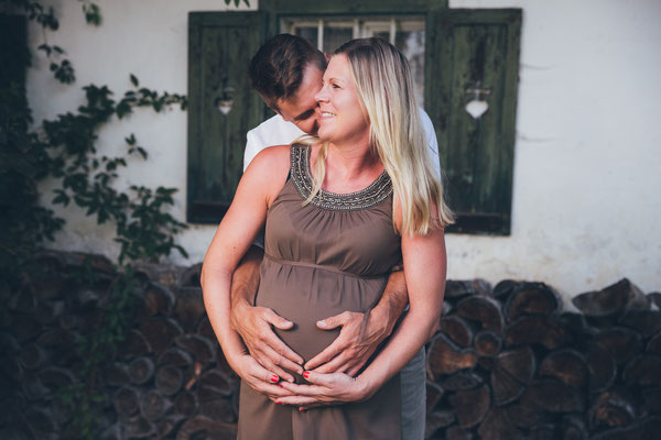 Studioshooting - Familie - Babybauch