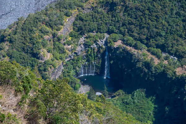 cascade le voile de la mariée 