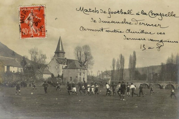 Match de Rugby au début du Siècle entre Clermont et Aurillac à Lacapelle.