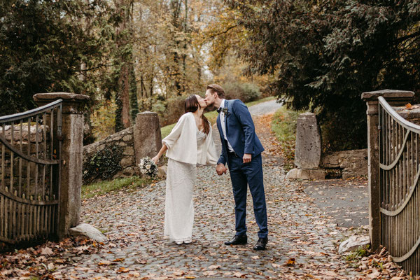 Brautpaarshooting im Kurpark Braunfel fotografiert vom Hochzeitsfotografen