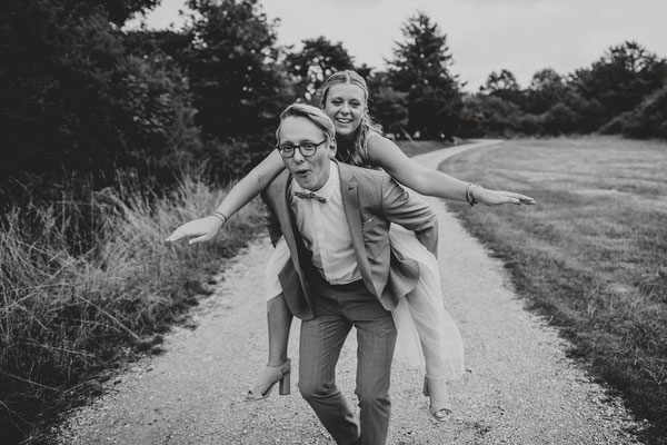 Hochzeitsfotograf in Herborn begleitet Hochzeit ganztägig