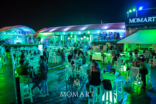 terraza Momart cadiz