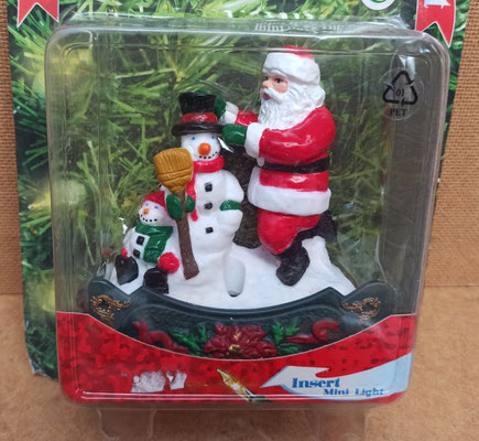 Adorno para árbol de navidad. Vale para insertar luces de árbol de bombilla pequeña. 
