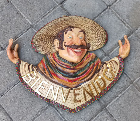 Figura pared resina 