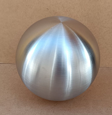 Bola decorativa metal. Ref 37520. 20 cms 