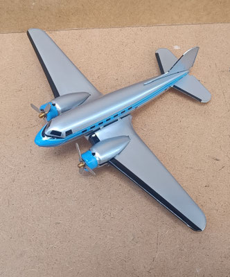 Avión plateado. Ref 3307. 6x27,5x18,5