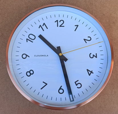 Reloj pared metal. Ref SK0004. 29 centímetros diámetro