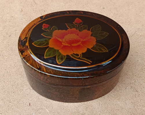 Caja madera. 9x7x4,5