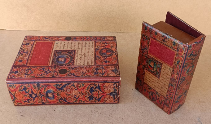 Caja libro miniatura. Ref LN443. Grande 23,5x16,5x8. Pequeño 19x11x6