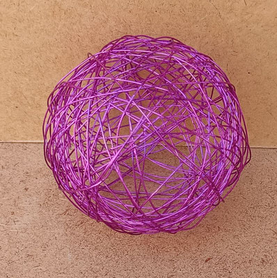 Bola alambre. Ref EUR880OP. 8 cms