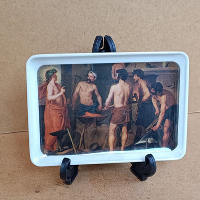 Plato La fragua de Vulcano Velázquez. 15x11