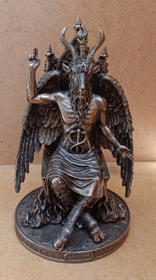 Baphomet resina. Ref 27345. 14x14x24