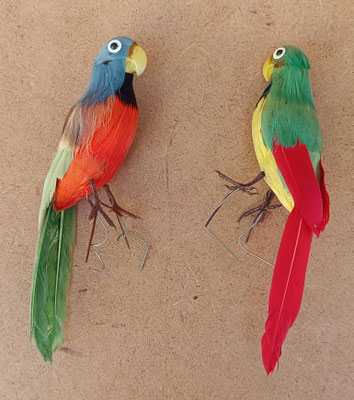 Loros porexpan plumas. Ref D20673. 4X15