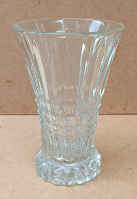 Jarrón cristal tallado. 15x10