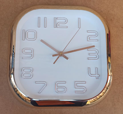 Reloj pared metal cuadrado. Ref B12254986. 30x30