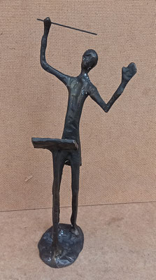Figura director orquesta bronce. Ref RC181. 28x11x7