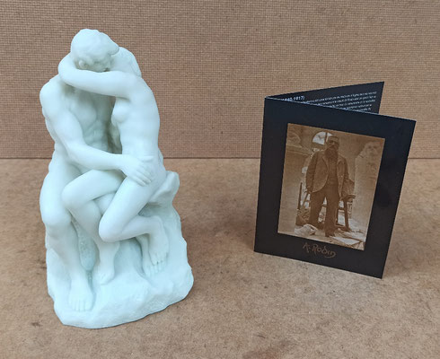 Colección museo. Él beso. Rodin. Resina. Ref RD02. 16x8x9