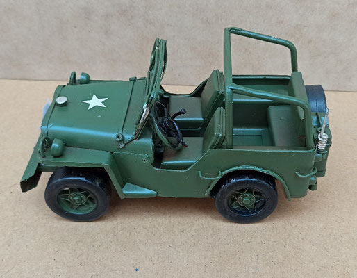 Jeep military. Ref 5094. 9x16