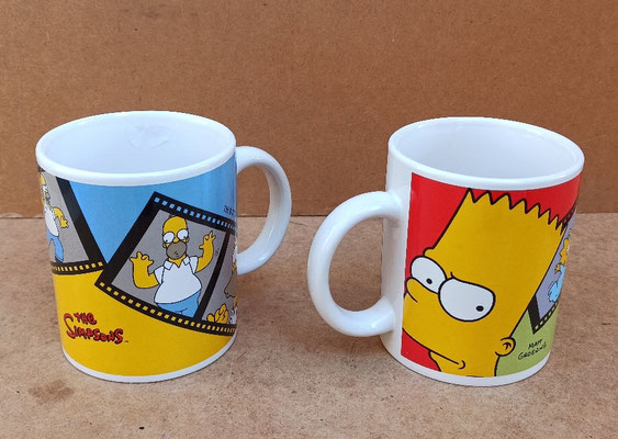 Taza Simpsons. Ref ES20102