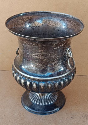 Copa metal. Reg GOY. 18x14