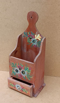 Cartero madera con cajón. 34x15x10