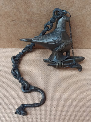 Quemador de incienso bronce. 32x12x4
