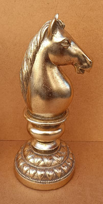 Caballo ajedrez resina. Ref 76116. 33x13