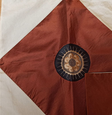 Funda cojín seda. 43x43