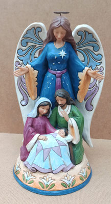 Jim Shore. Figura de nacimiento con ángel. Ref 4051218. 26x15