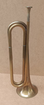 Corneta latón. Ref 44B. 42x13x12