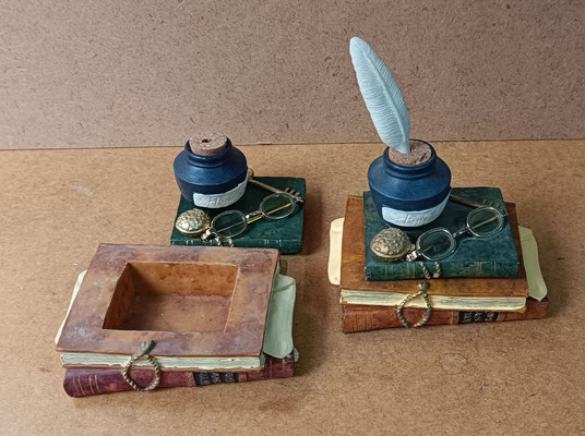 Caja resina. Ref 4615/248. 15x11x9