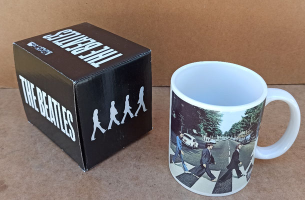 Taza Beatles. Ref 3152