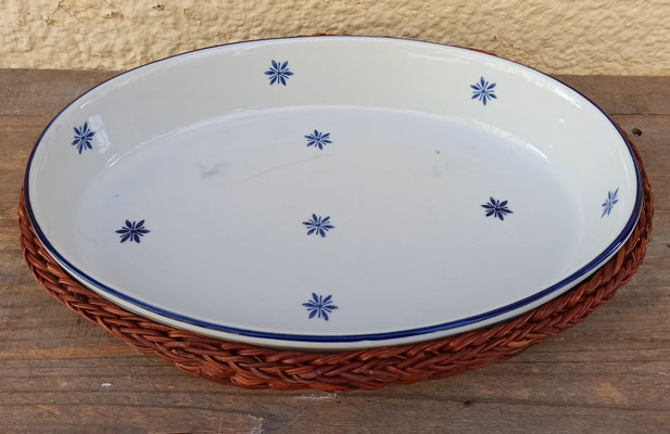 Bandeja porcelana y mimbre. Ref DG679. Grande 34x25. Pequeña 29x20