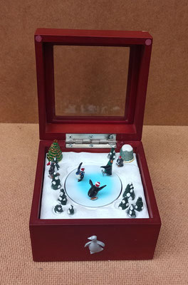 Caja musical con luz y movimiento Mr Christmas. Ref 14503. 10x10x8