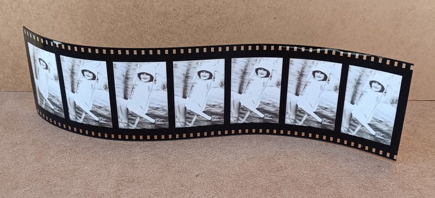 Portafoto plástico película. Ref 61000164. 38x9