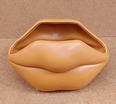 Mecetero labios cerámica. Ref 23676. 18x12x11