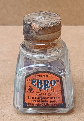 Frasco de cola Ebro antiguo. Ref GOY7. 6x4
