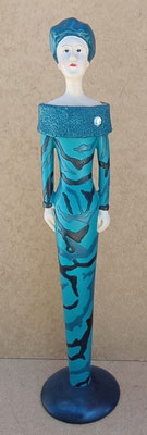 Figura femenina resina. Ref 36051. 35x9