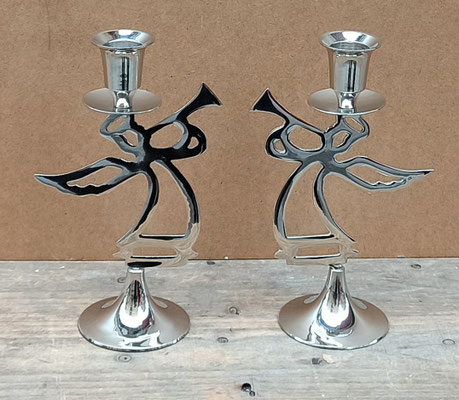 Portavela metal ángel con trompeta. Ref 84790. 18x10x6,5