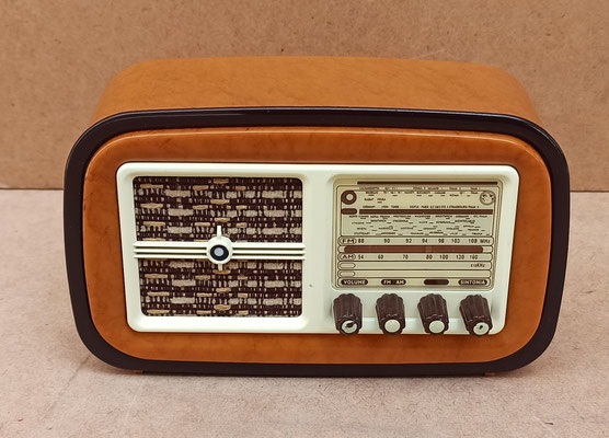 Reproducción radio Altes  (Alemania 1954) .Ref 201011391. 13x5x7
